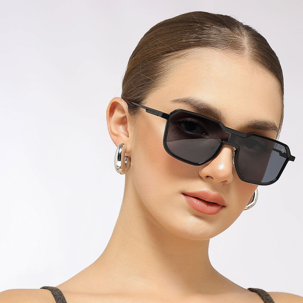 Matrix - Black Square Metal Sunglasses`I RH9522CL858
